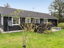 Holiday Home Christina - 300m to the inlet in NE Jutland by Interhome