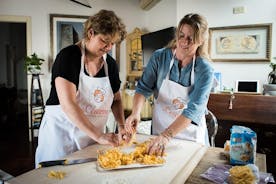 Excursão ao mercado para pequenos grupos e aula de culinária em Ravenna