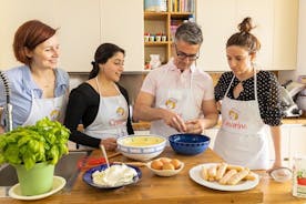 Cesarine: Small group Pasta and Tiramisu class in Naples