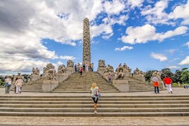 O Estudo Final da Forma Humana no Parque de Esculturas de Vigeland com um Local