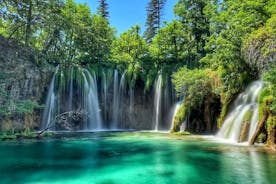 From Šibenik to Zagreb with Plitvice Lakes tour - Private transfer-tour