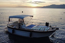 Passeio de barco privado de um dia em Cinque Terre