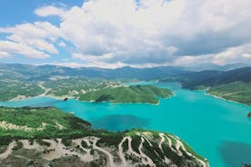 从地拉那到博维拉湖和甘蒂山徒步旅行的一日游