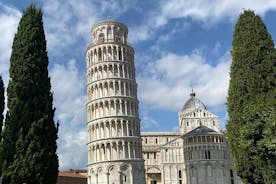 Pisa ja Firenze Livornon risteilysatamasta