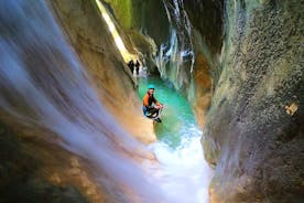 Canyoning Skurda River - Aventura extrema na cidade de Kotor