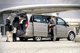 Transfert privé en partance: Hôtels à Antibes vers l'aéroport de Nice