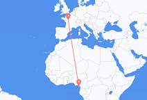 赤道ギニアのマラボから、フランスのツアーまでのフライト