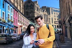Edinburgh Quest: Self Guided City Walk & Immersive Treasure Hunt