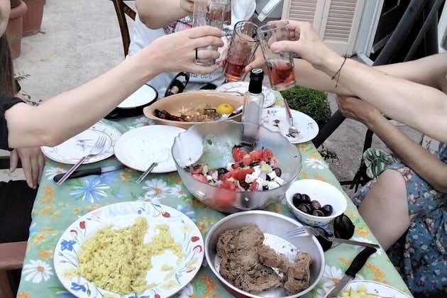 Cozinhe e coma com os habitantes locais em Thessaloniki