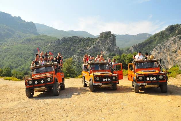 Adventure Tour: jeepsafari vanuit de haven van Kusadasi / hotels