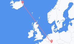 航班从德国卡尔斯鲁厄市到埃伊尔斯塔济市，冰岛塞尔