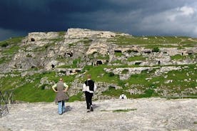 Guided Tour to the Sassi of Matera in Spanish