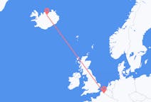 Loty z Akureyri, Islandia z Lille, Francja