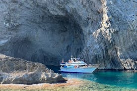 Passeio de barco em Maiorca com bebidas, comida, SUP e mergulho com snorkel