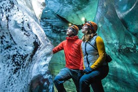 Randonnée exigeante sur les glaciers et excursion d'une demi-journée dans la grotte de glace au départ de Skaftafell