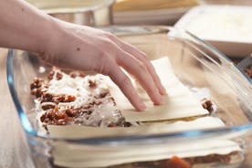 Dagstur: Matlagingskurs med lasagne med lunsj + ridning i Umbria