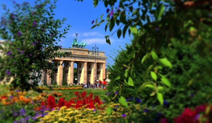 All-in-One Berlin Highlights on Foot: Private Walking Tour