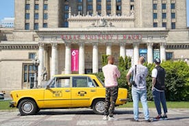 Tour privado: Varsovia histórica en un Fiat retro