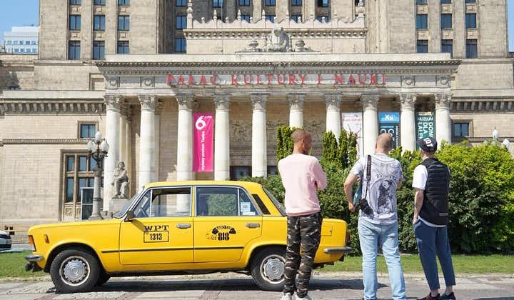 Privé historische rondleiding door Warschau door een retro Fiat met pick-up
