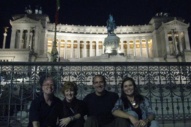 Rome by Night Walking Tour with Local Guide & Must-see Sites All Lit-up
