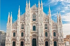 Milaan Super Saver: rondleiding door de Duomo met toegang zonder wachtrij en een bezoek aan het dak