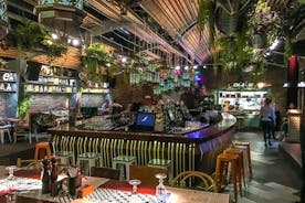 Yksityinen Bukarestin vanhankaupungin pubi- ja baarikierros oppaan kanssa