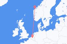 出发地 挪威从 奥勒松目的地 比利时布鲁塞尔的航班