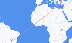 Flyreiser fra Uberaba, Brasil til Antalya, Tyrkia