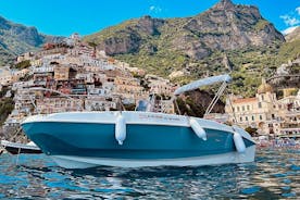 Aluguel de barco na Costa Amalfitana sem licença ou com skipper