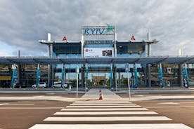 Trasferimento di partenza privato: Aeroporto Internazionale di Kiev Zhuliany dall'Hotel Kyiv
