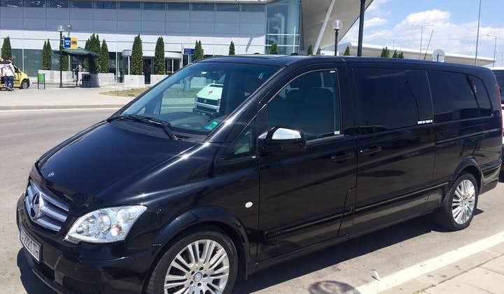 Arrival Private Transfer: Airport Charles de Gaulle OR Orly TO La Defense