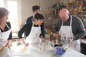 Cesarine: clase de cocina casera y comida con un local en el lago de Garda
