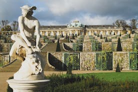 Tour privato da Berlino a Potsdam con guida locale esperta - Tutti i siti imperdibili