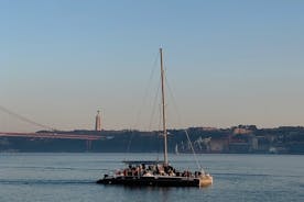 Sunset Experience: Lisbon Boat Cruise with Music and a Drink