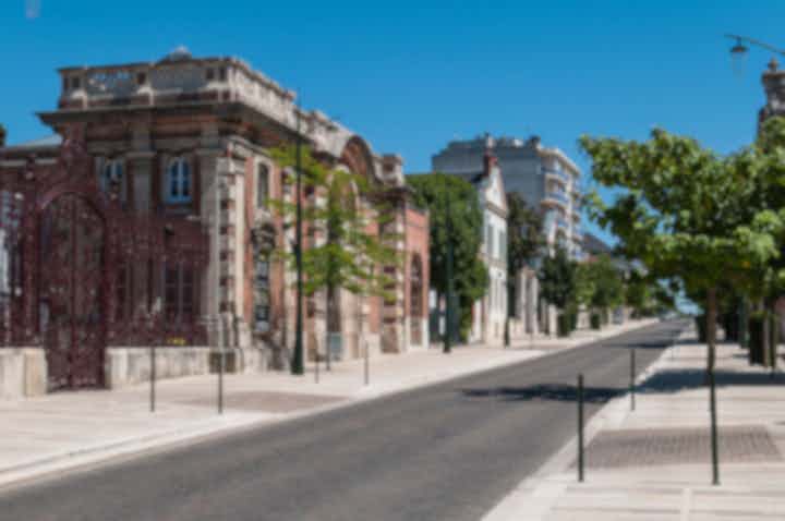 Tours by vehicle in Epernay, France