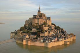 4 päivän yksityinen kiertue Normandiassa - Mont Saint Michel, WW2-rannat...