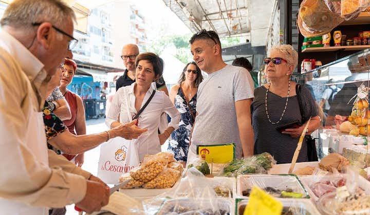 Small-group Street food tour in Asti
