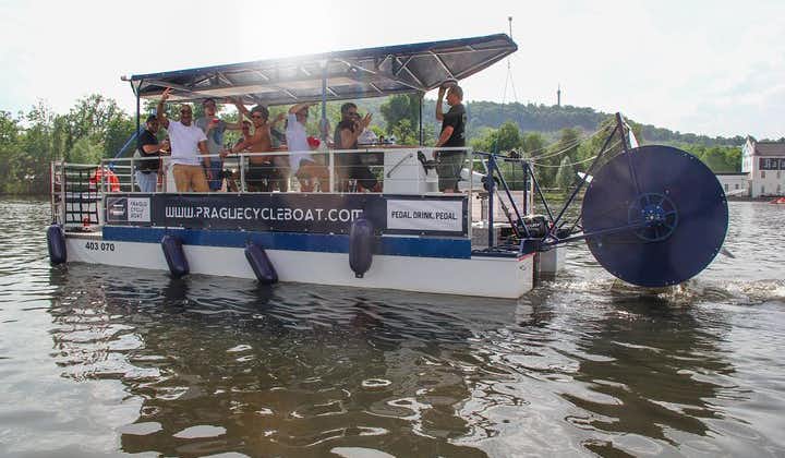 Prager Radboot - Das schwimmende Bierrad