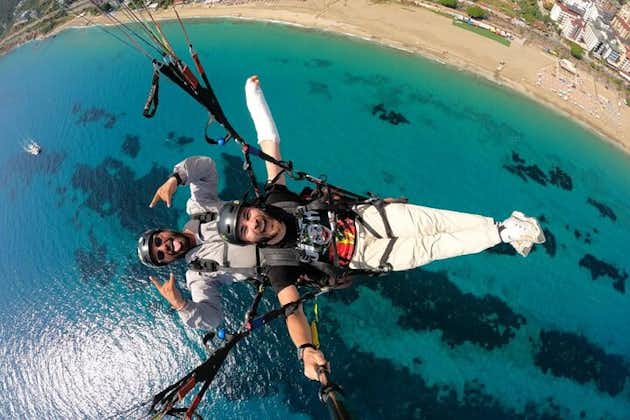 Tandem Paragliding With Experienced Pilot's