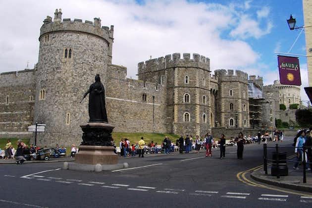 Layover Windsor Tour fra LHR: Executive Luxury Luxury Vehicle Private Tour