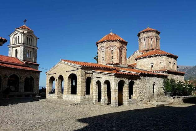 Cruzeiro Compartilhado ao Mosteiro de St.Naum