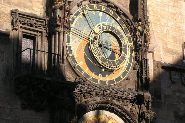 Recorrido a pie por Praga en alemán: casco antiguo y castillo de Praga