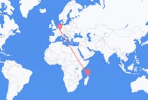 Flyreiser fra Antsiranana, Madagaskar til Saarbrücken, Tyskland