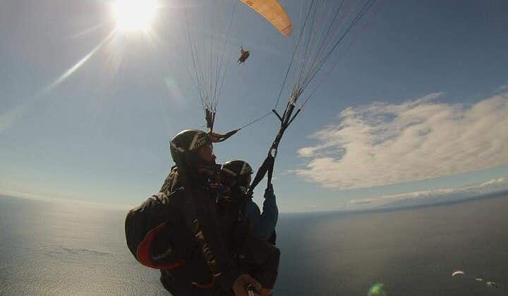 Paragliding flight from 800 to 2250 meters in Costa Adeje, Tenerife