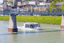 Crucero por el río y Palacio de Hellbrunn y las mundialmente conocidas fuentes acuáticas en Salzburgo