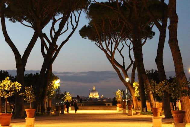 Du coucher du soleil à la visite privée de nuit à Rome