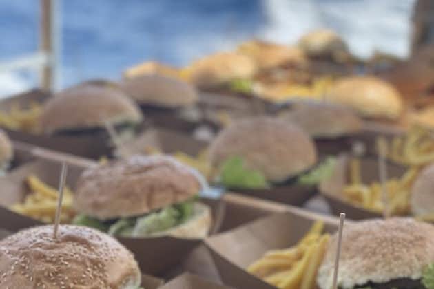 Cruzeiro Blue Lagoon, Shipwreck & Šolta com almoço e bebidas ilimitadas de Split