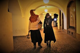 Tour de fantasmas, leyendas, subterráneos medievales y mazmorras de Praga