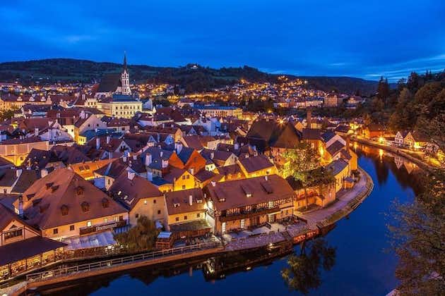 Two days trip to amazing UNESCO town Český Krumlov and Austrian town Hallstatt 