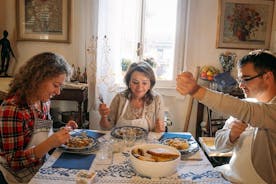 Cesarine: cena típica y demostración de cocina en la casa de un local en Turín
